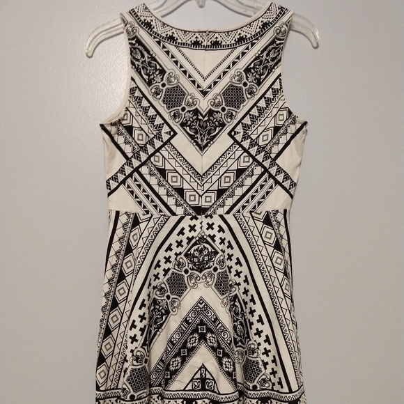 Flying Tomato Sleeveless Cotton Dress - Picture 6 of 8